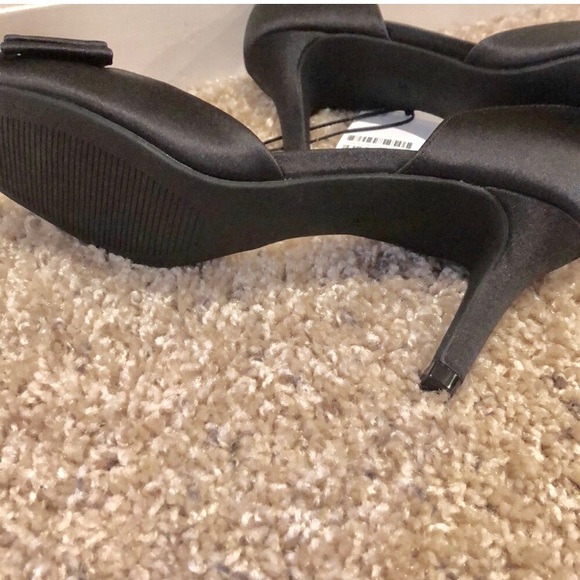 NWT Black open toe heels w/ bow H&M size: 7 - Picture 8 of 8